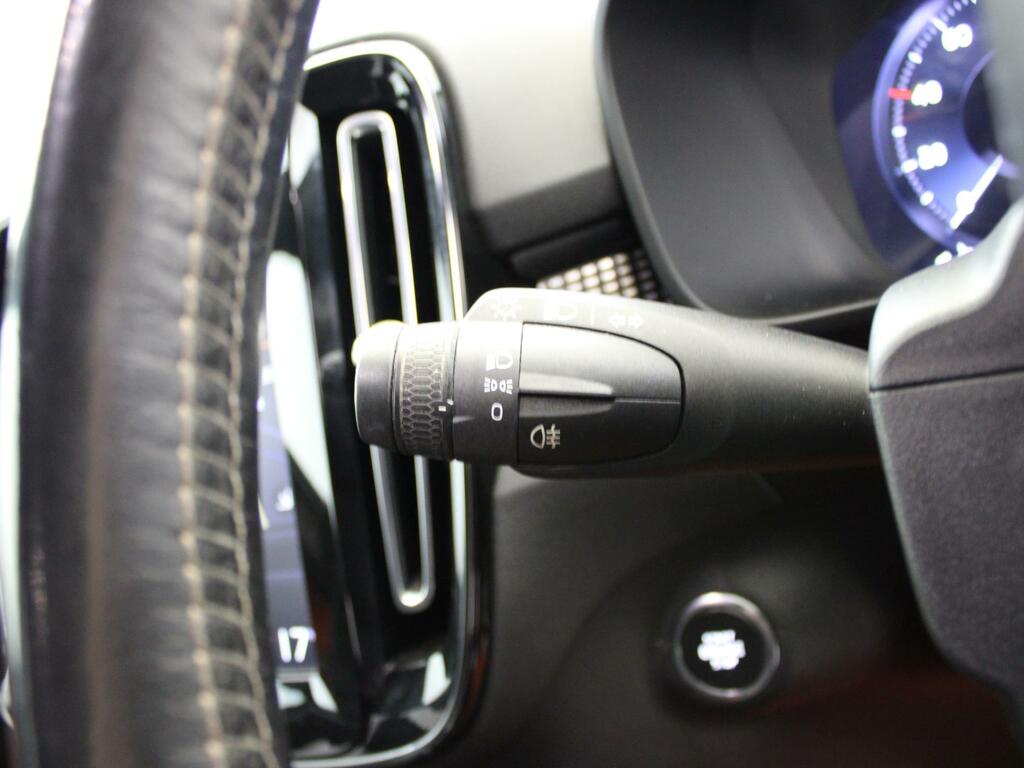 Volvo XC40 2.0 T4 R Design Awd Geartronic Estate Black #36