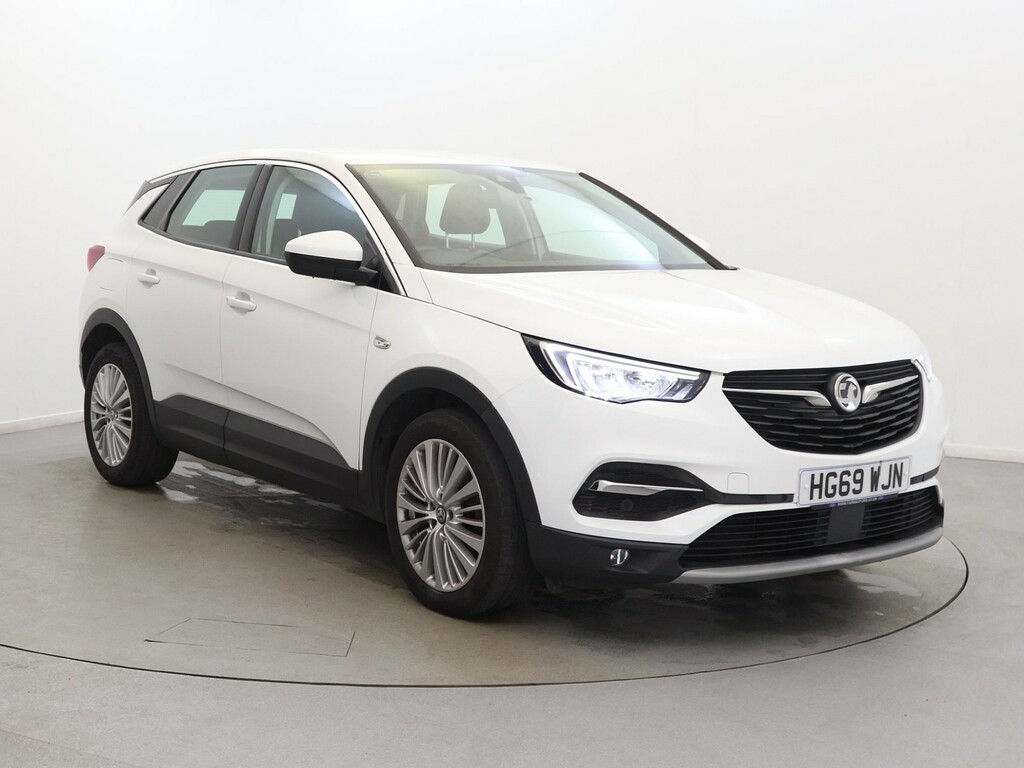 Vauxhall Grandland X 1.2 Turbo Business Edition Nav White