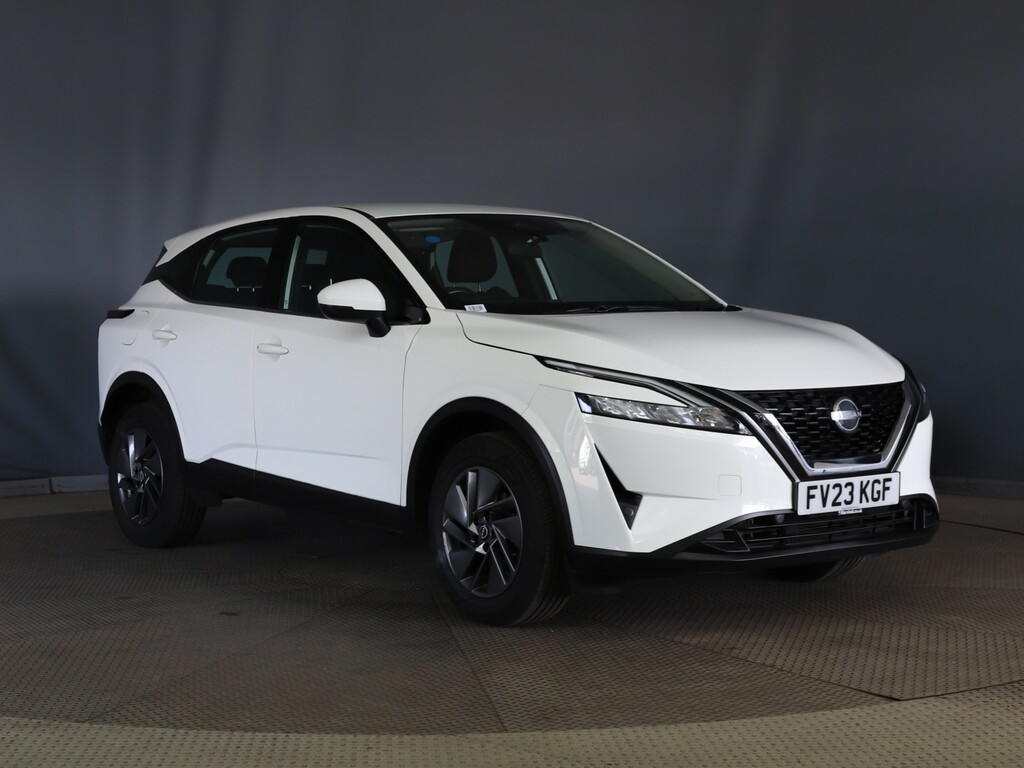 Nissan Qashqai 1.3 Dig-t Mh Acenta Premium White