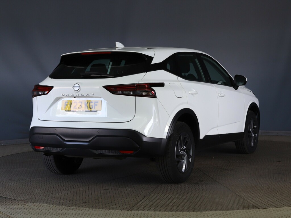 Nissan Qashqai 1.3 Dig-t Mh Acenta Premium White #5