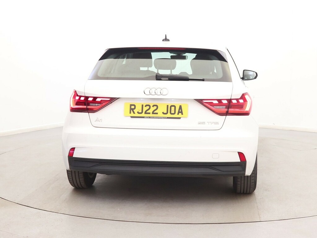 Audi A1 25 Tfsi Technik White #6