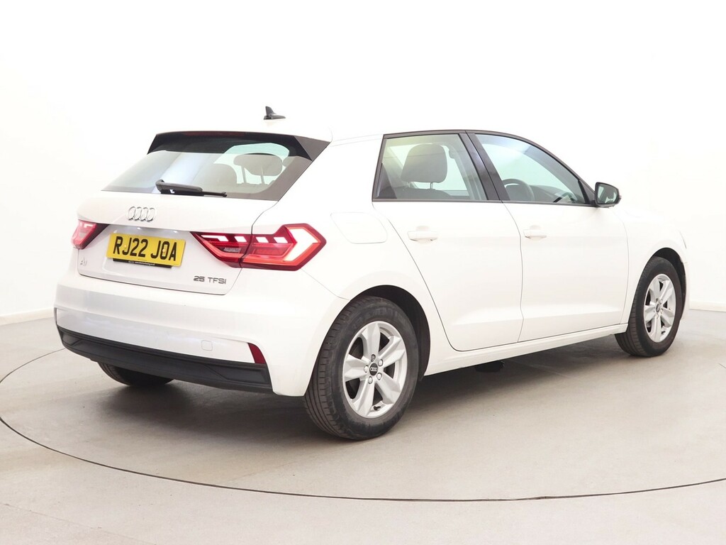 Audi A1 25 Tfsi Technik White #5