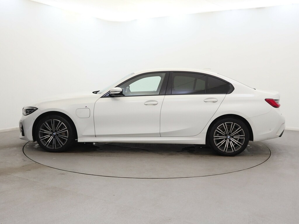 BMW 3 Series 330E M Sport Step White #4