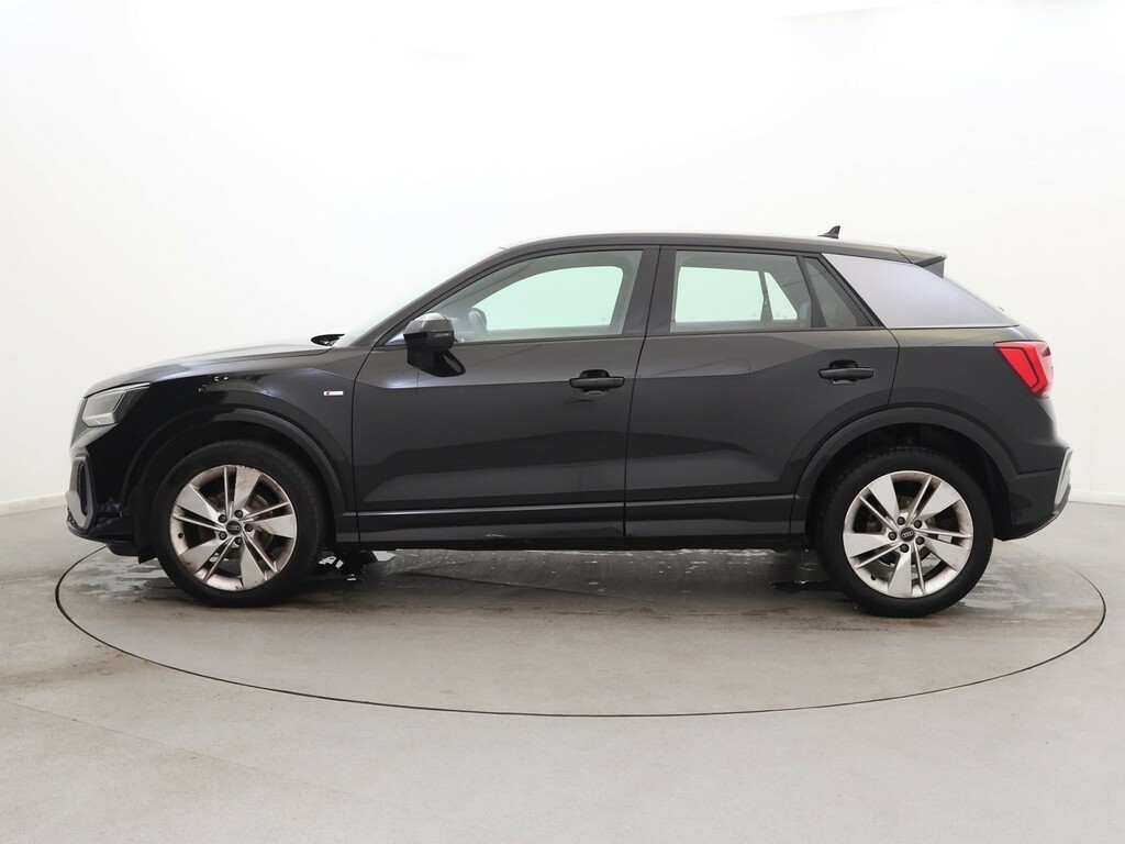 Audi Q2 35 Tfsi S Line Black #4