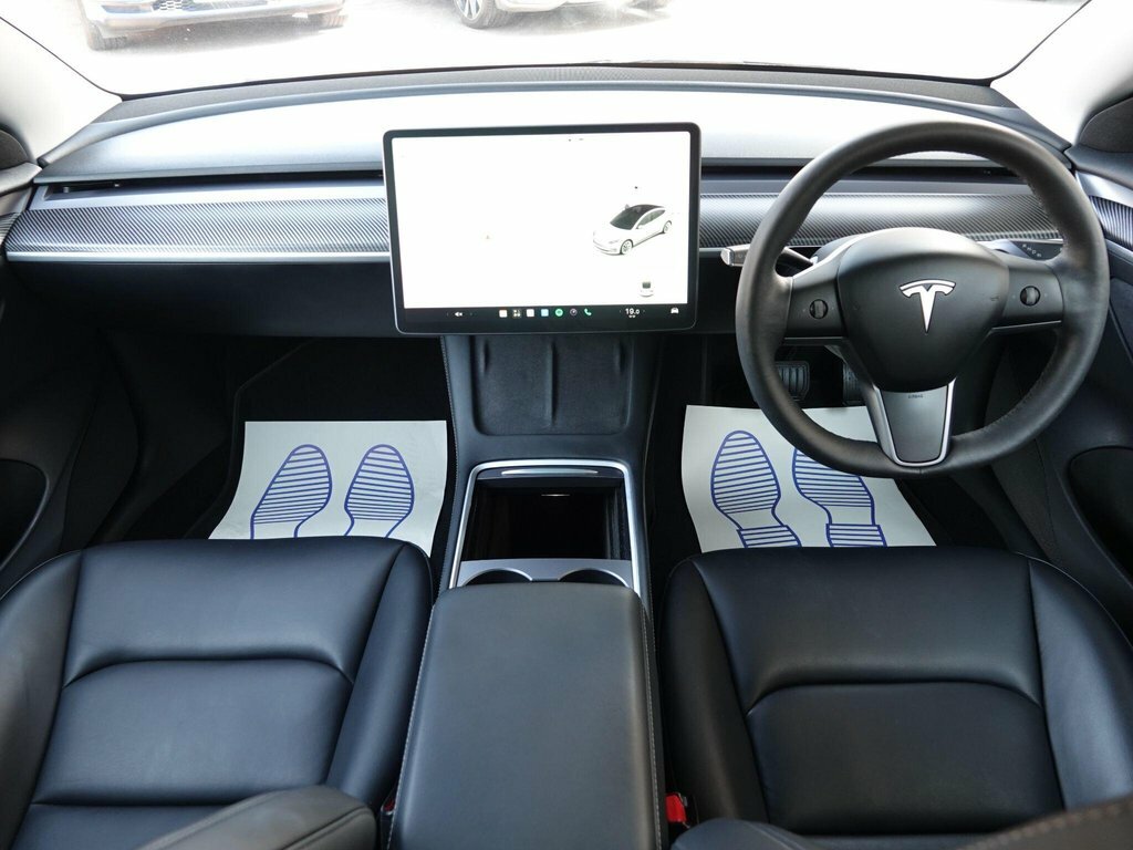 Tesla Model 3 Dual Motor Long Range Saloon 4 WR71PVZ White #6