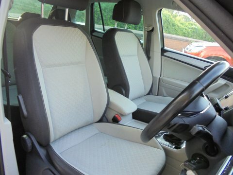 Volkswagen Tiguan 2L R-line Tech White #20
