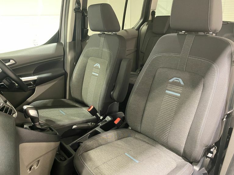 Ford Grand Tourneo Connect 1.5 Ecoblue 120 Titanium Powershift Blue #35