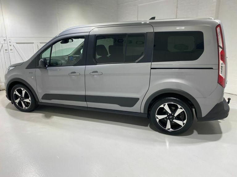 Ford Grand Tourneo Connect 1.5 Ecoblue 120 Titanium Powershift Blue #38