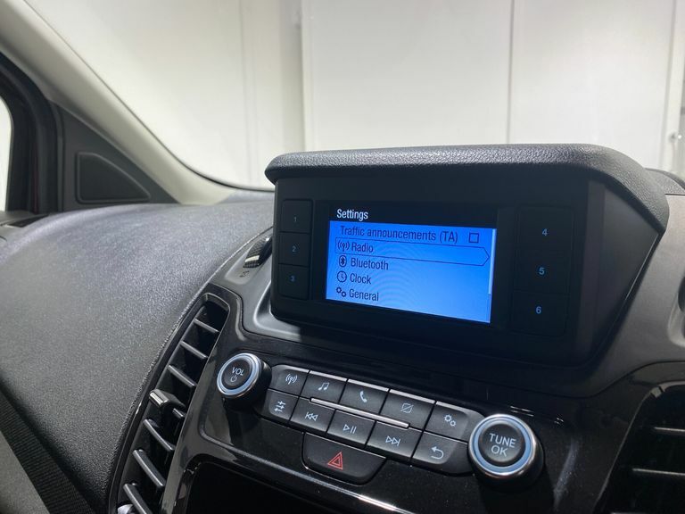 Ford Grand Tourneo Connect 1.5 Ecoblue 120 Titanium Powershift Silver #25