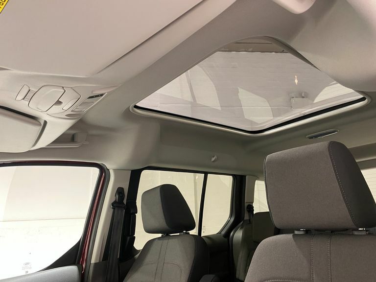 Ford Grand Tourneo Connect 1.5 Ecoblue 120Ps Titanium 5 Sea Red #3