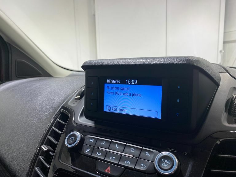 Ford Grand Tourneo Connect 1.5 Ecoblue 120Ps Titanium 5 Sea Red #4