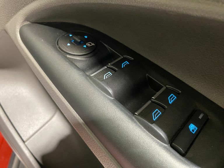 Ford Grand Tourneo Connect 1.5 Ecoblue 120 Titanium Powershift Silver #28