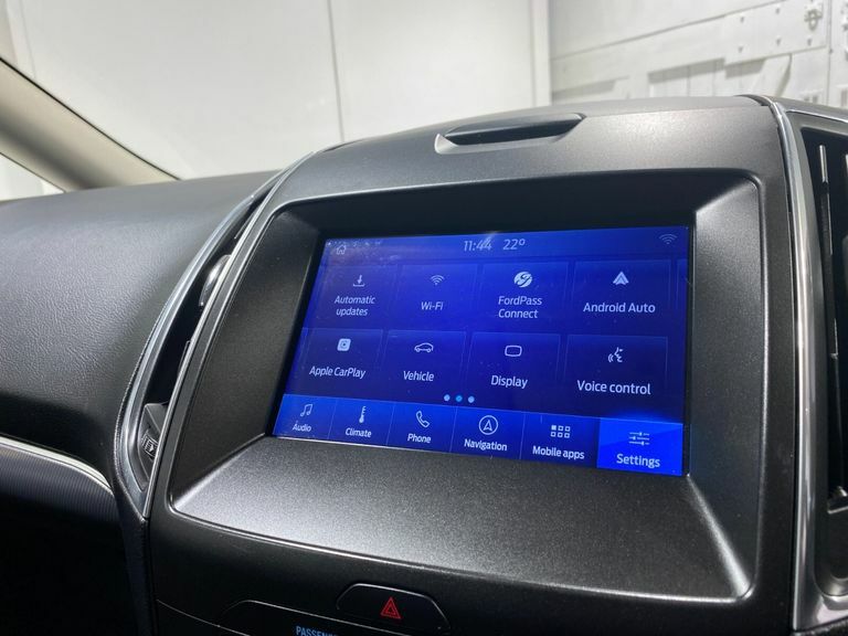 Ford Galaxy 2.0 Ecoblue 150Ps 6 Spd Titanium 5Dr7 Seater Black #3