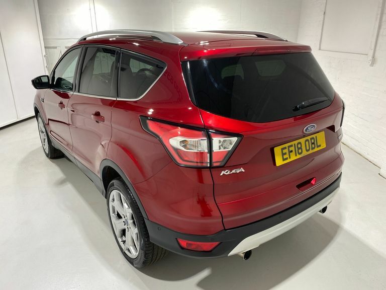 Ford Kuga 1.5 Turbo Ecoboost 150Ps 6 Spd Titanium 2Wd Red #5