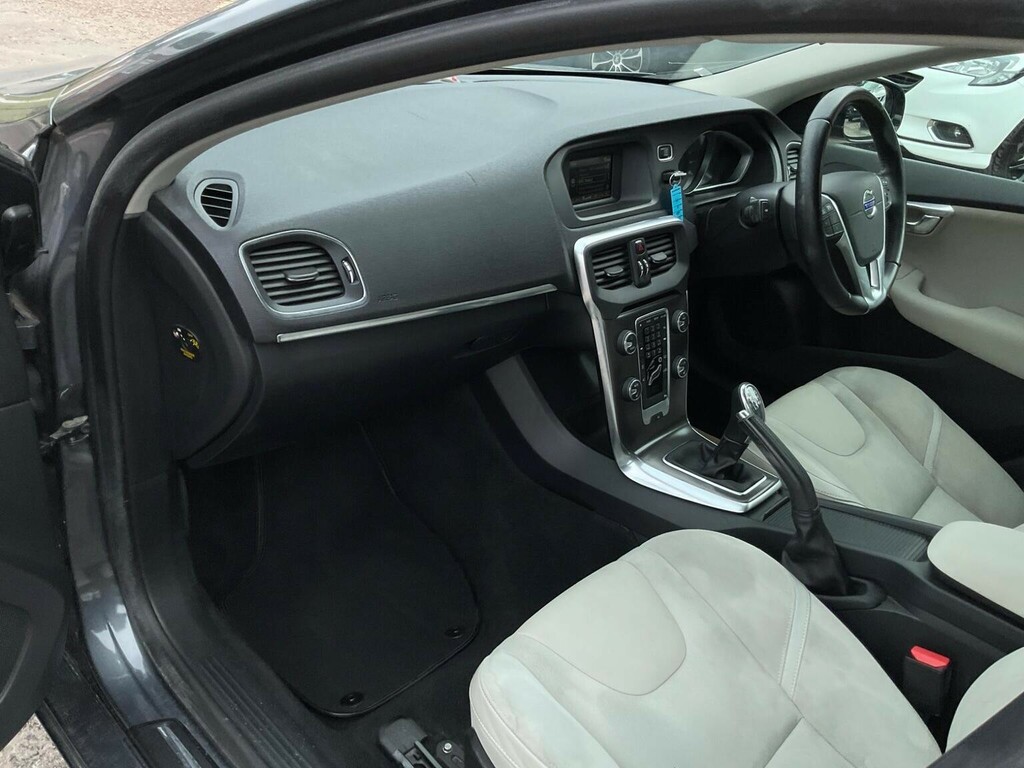 Volvo V40 1.6 D2 Se Euro 5 S S Grey #5
