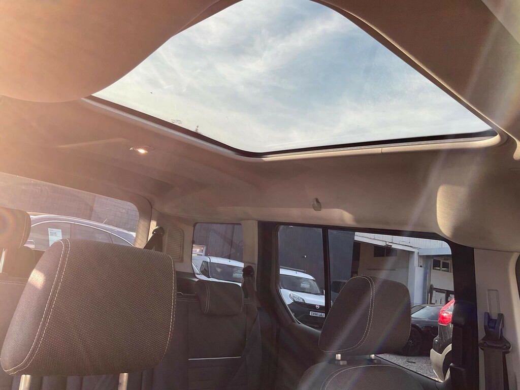 Ford Grand Tourneo Connect Tdci Titanium Blue #30