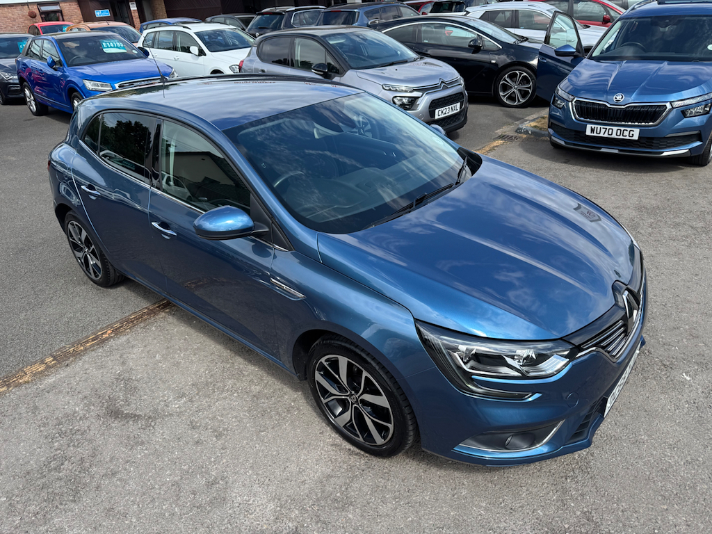 Renault Megane Renault Megane 1.5 Blue Dci 115 Gt Line Red #39