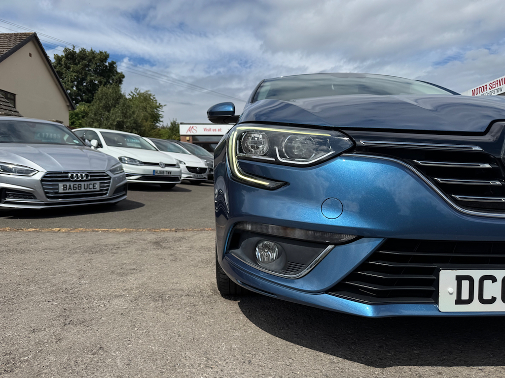 Renault Megane Renault Megane 1.5 Blue Dci 115 Gt Line Red #25
