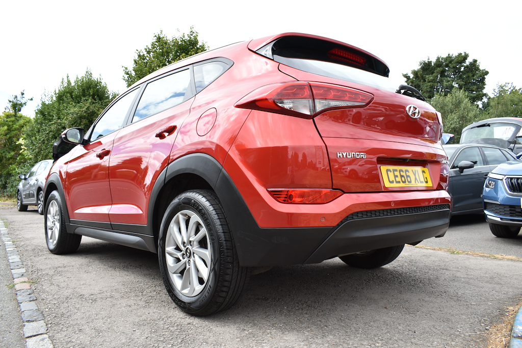 Hyundai Tucson 1.6 Gdi S Blue Drive 130 Bhp Blue #9