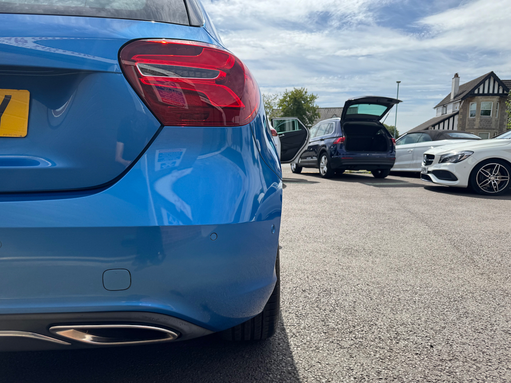 Mercedes-Benz 200 Mercedes Benz A D Amg Line Blue #24