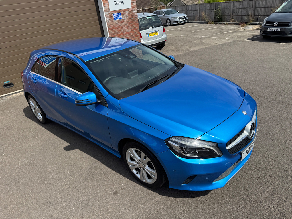 Mercedes-Benz 200 Mercedes Benz A D Amg Line Blue #38