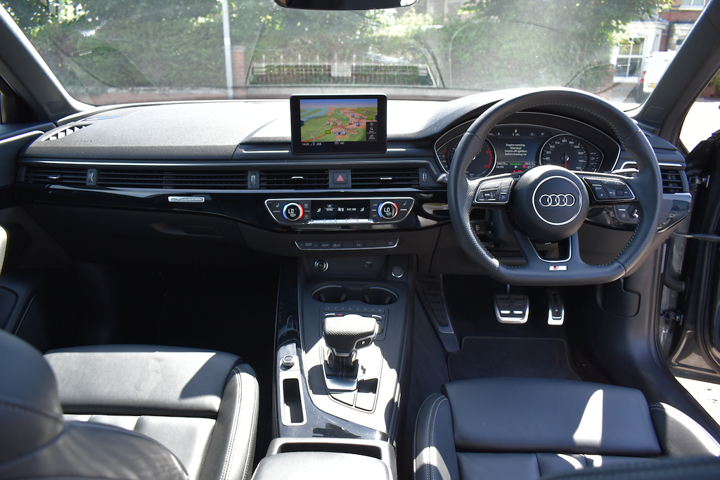 Audi A4 Avant Avant Tdi Quattro S Line Black Edition #2