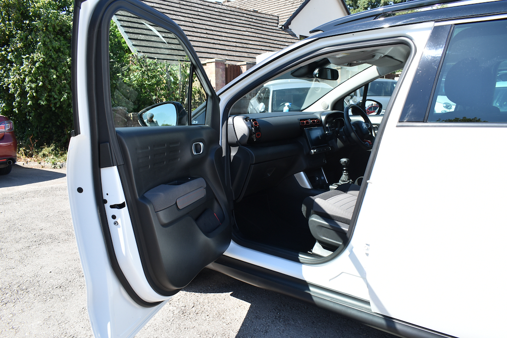 Citroen C3 Aircross 1.2 Puretech 110 Shine Black #27