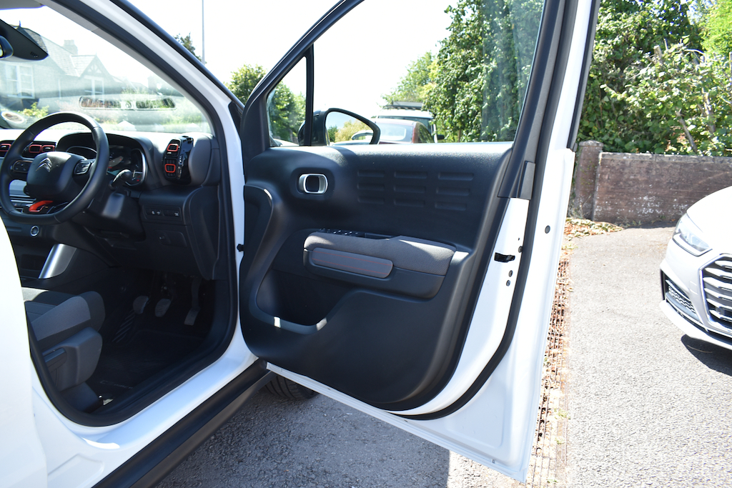 Citroen C3 Aircross 1.2 Puretech 110 Shine Black #19