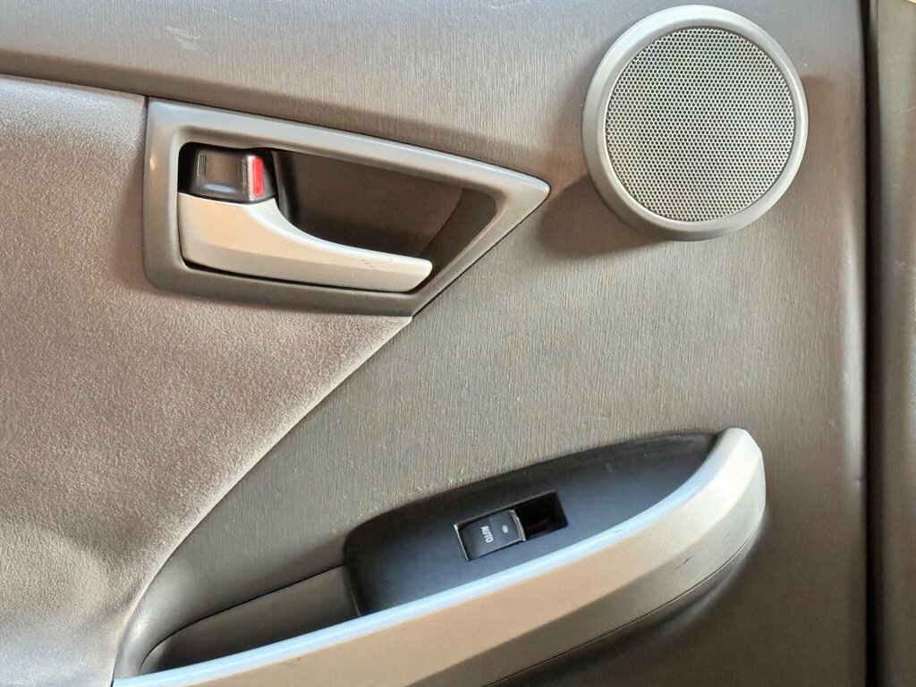 Toyota Prius Prius T3 Vvt-i Cvt Silver #14