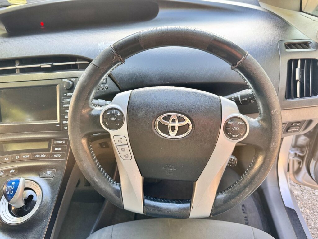 Toyota Prius Prius T3 Vvt-i Cvt Silver #34