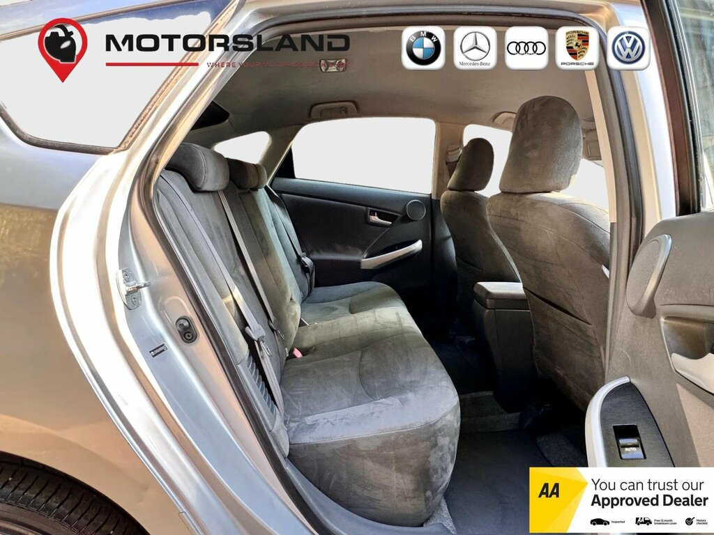 Toyota Prius Prius T3 Vvt-i Cvt Silver #10