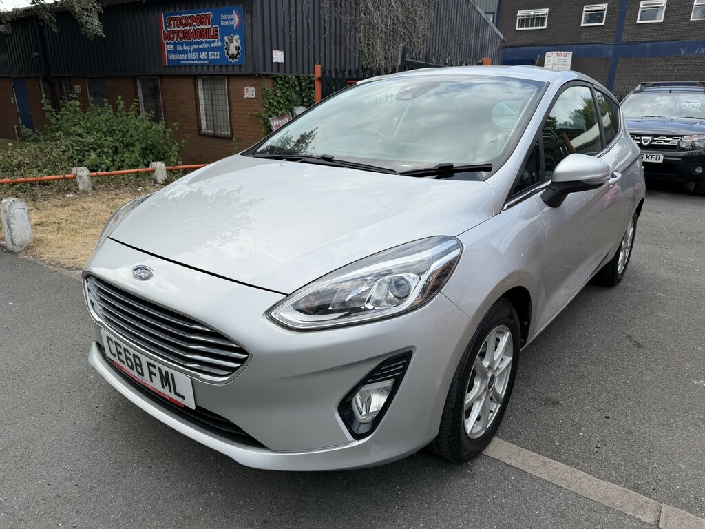 Ford Fiesta Hatchback 1.1 Ti-vct Zetec 201868 CE68SKK Green #3