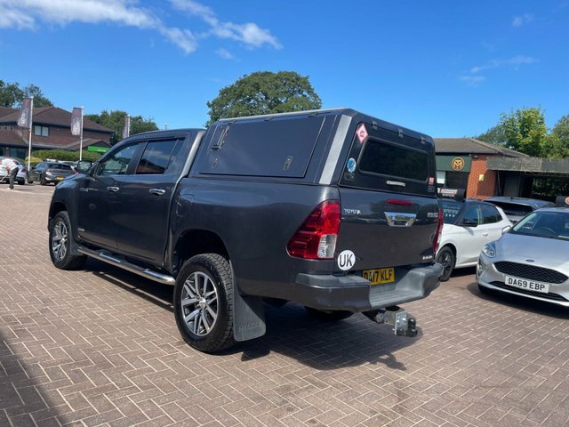 Toyota HILUX Active Dcab Pick Up 2.4 D-4d Silver #12