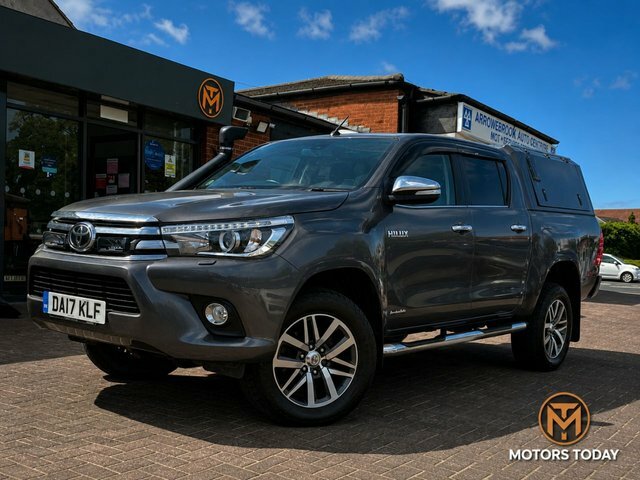 Toyota HILUX Active Dcab Pick Up 2.4 D-4d Silver #1