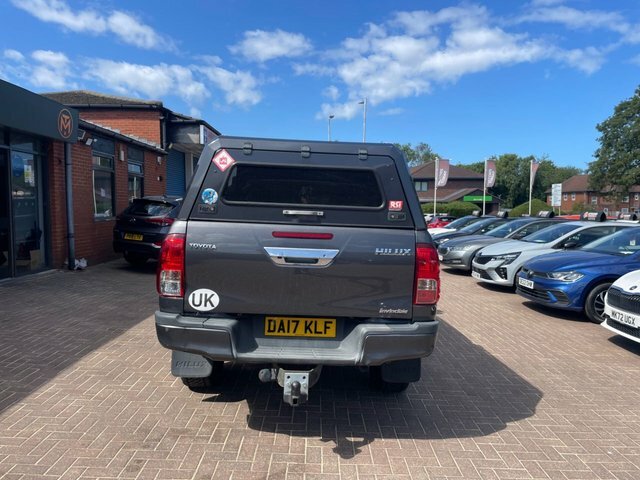 Toyota HILUX Active Dcab Pick Up 2.4 D-4d Silver #13