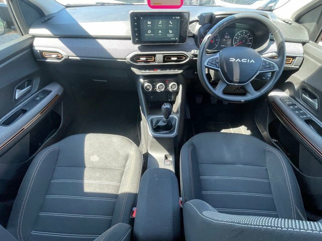 Dacia Sandero Stepway 0.9 Tce Ambiance 18 Reg 68 000 Miles #8