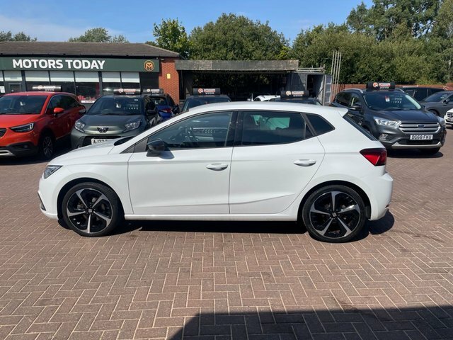 Seat Ibiza 2023 1.0 Tsi Fr Sport Hatchback White #5
