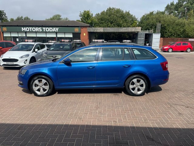 Skoda Octavia 2019 1.0 Tsi Gpf Se Technology Estate D Blue #5