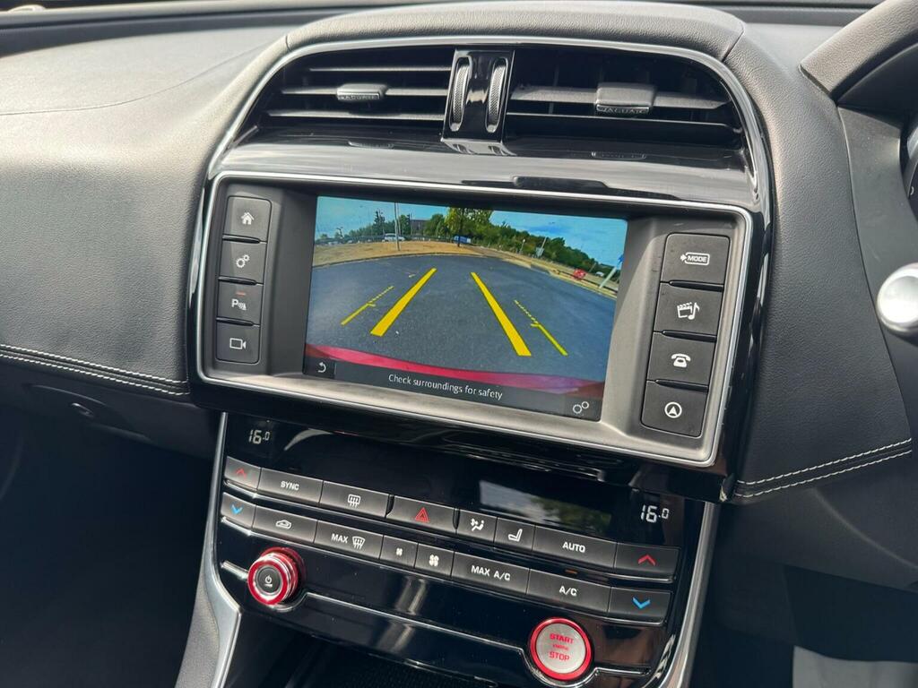 Jaguar XE Jaguar Xe 2.0 Gtdi R-sport Saloon Blue #18
