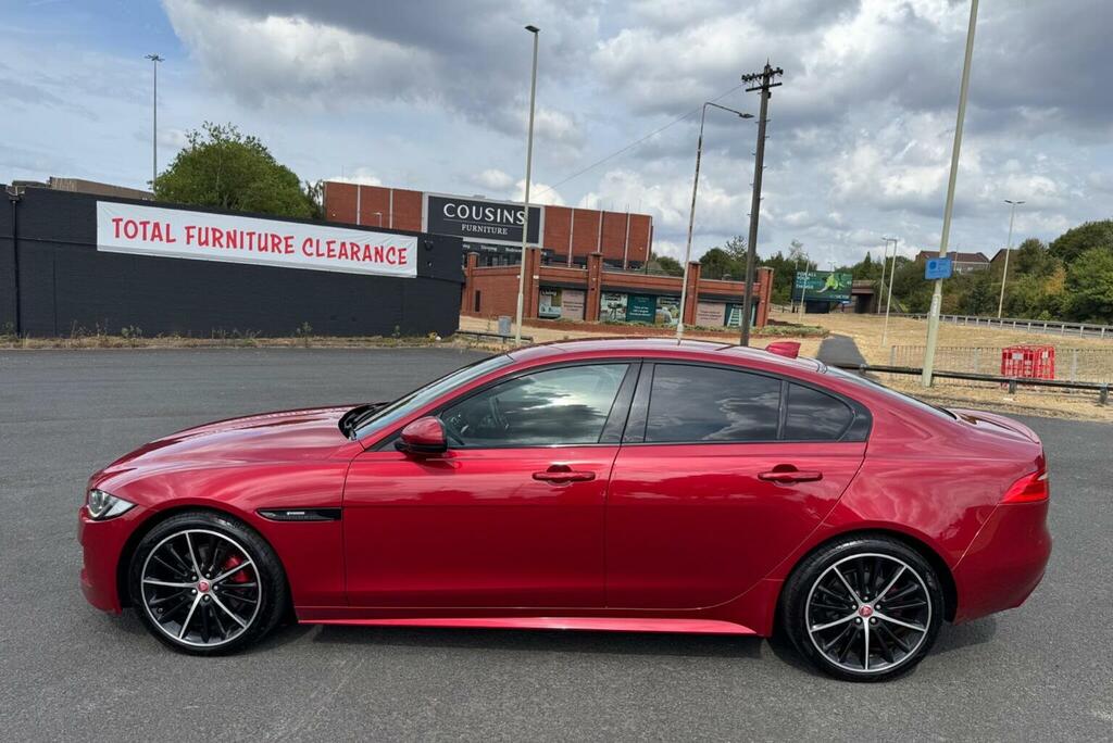 Jaguar XE Jaguar Xe 2.0 Gtdi R-sport Saloon Blue #8