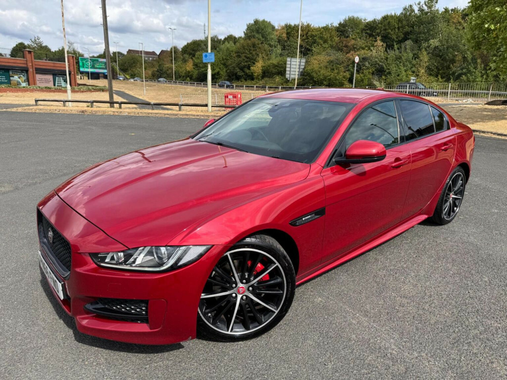 Jaguar XE Jaguar Xe 2.0 Gtdi R-sport Saloon Blue #34
