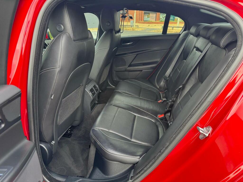 Jaguar XE Jaguar Xe 2.0 Gtdi R-sport Saloon Blue #15