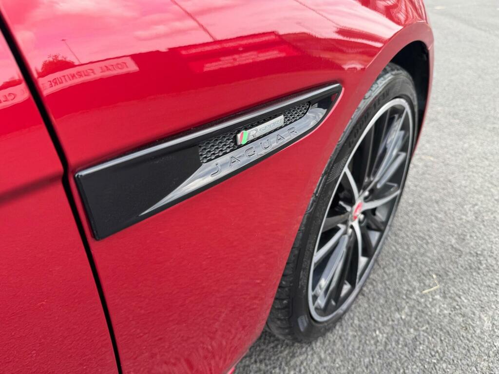 Jaguar XE Jaguar Xe 2.0 Gtdi R-sport Saloon Blue #27