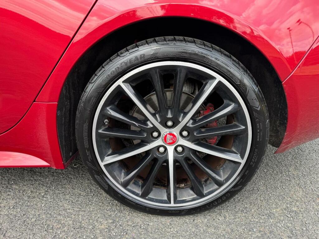 Jaguar XE Jaguar Xe 2.0 Gtdi R-sport Saloon Blue #31