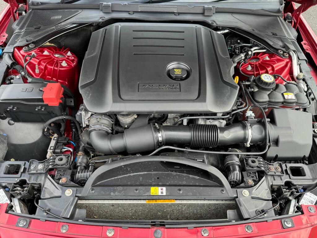 Jaguar XE Jaguar Xe 2.0 Gtdi R-sport Saloon Blue #30
