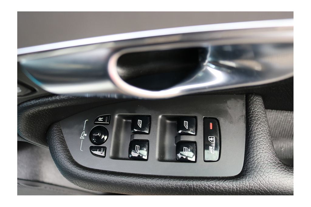 Volvo XC90 R-design T8 Awd 390 Hp Grey #13