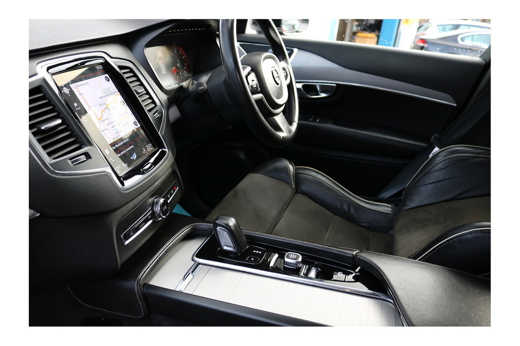 Volvo XC90 R-design T8 Awd 390 Hp Grey #28