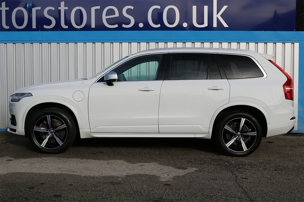 Volvo XC90 H T8 Twin Engine R-design White #4