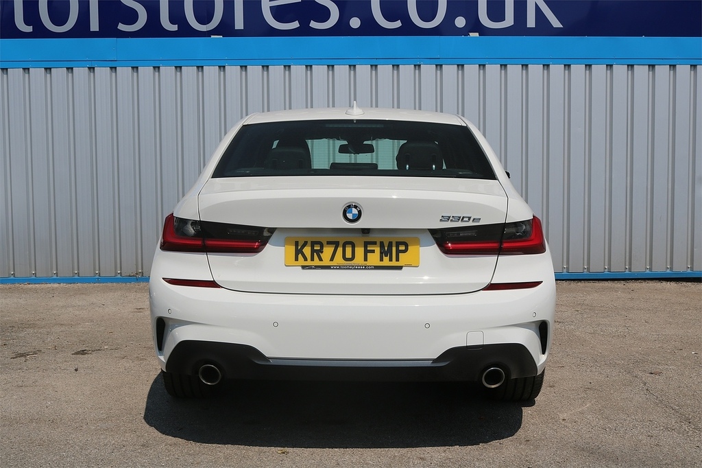 BMW 3 Series 330E M Sport White #3