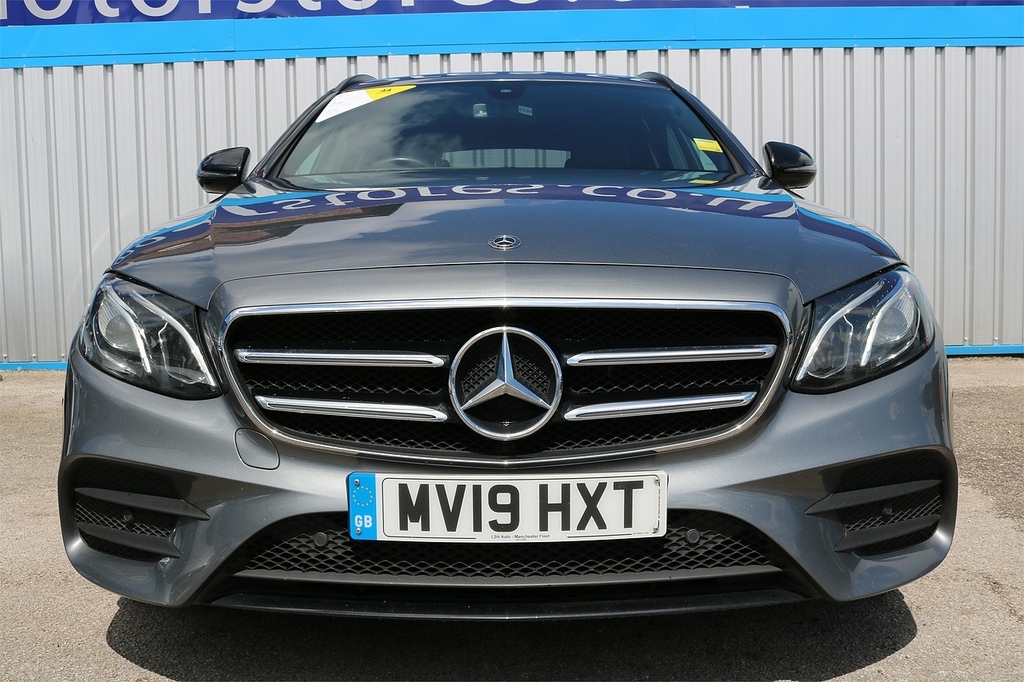 Mercedes-Benz E Class E300de Amg Line Grey #4